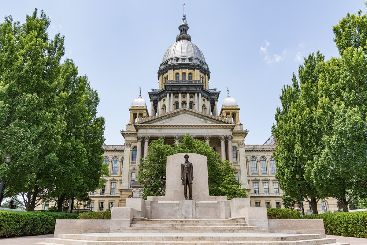 WM offers garbage and trash services in Springfield, IL